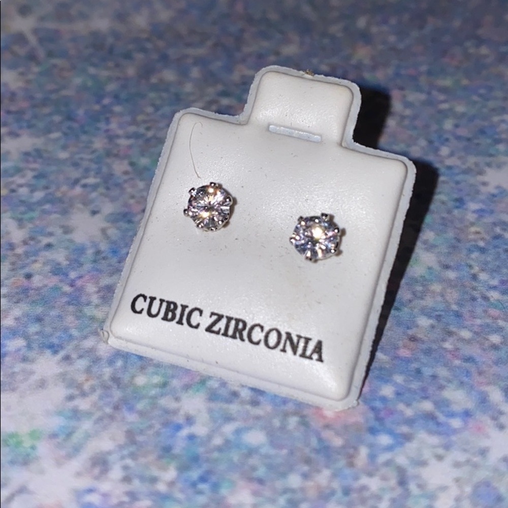 Fashion earrings